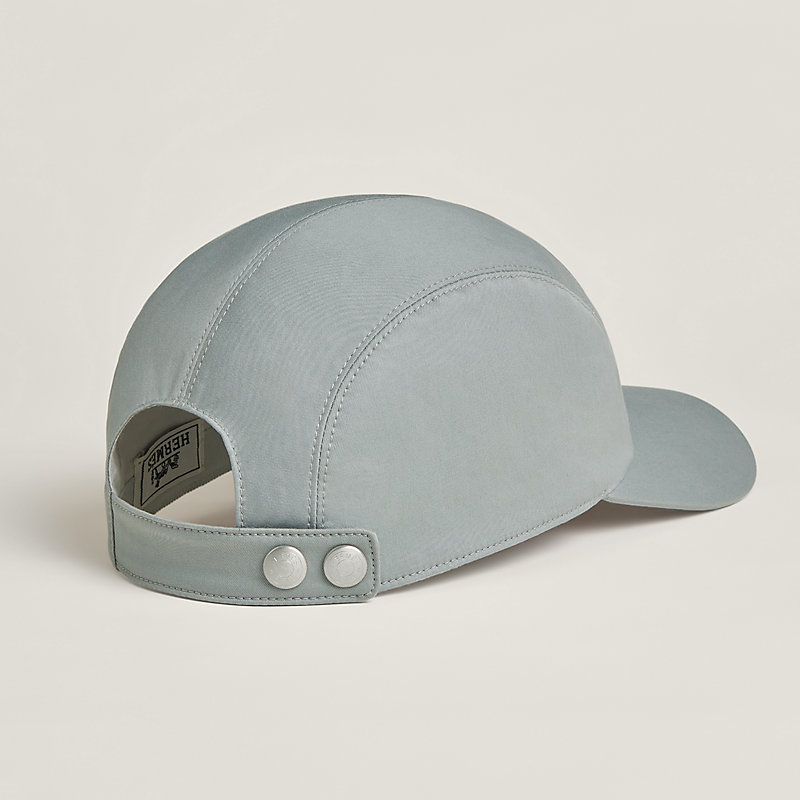 ☆エルメHERMES ☆グレー キャップ サイドロゴ付き ☆エルメHERMES ☆グレー キャップ サイドロゴ付き